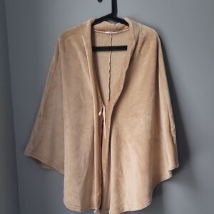 Ekouaer Tan Hooded Cape